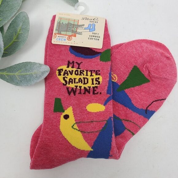 BLUE Q Crew Socks My Favorite Salad is Wine - Picture 1 of 4